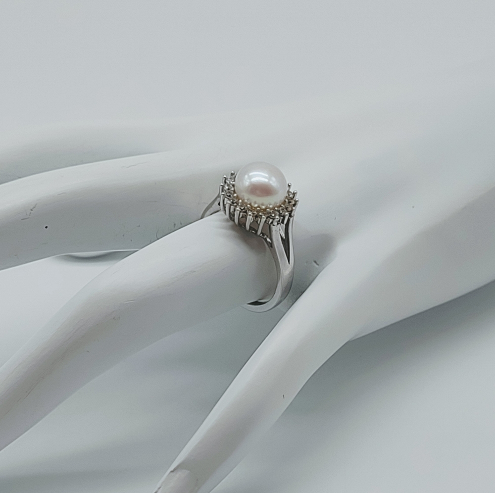Vintage Sterling Silver Freshwater Pearl CZ Halo Ring - Picture 7 of 7
